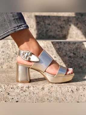 Areosoles Camilia Platform Sandals Gold Metallic Size 10